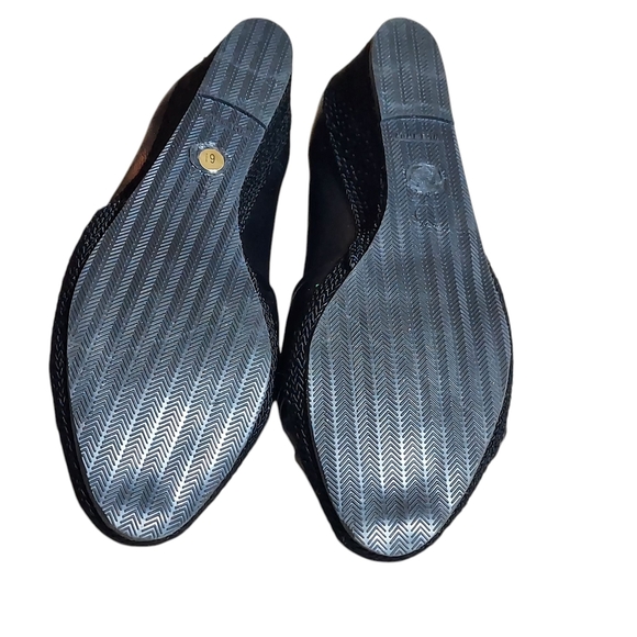 Sesto Meucci Black Flats with Pleated Design - Picture 10 of 15